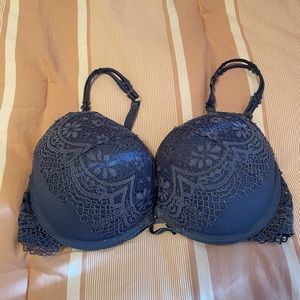 Victoria Secret bombshell Bra 32D